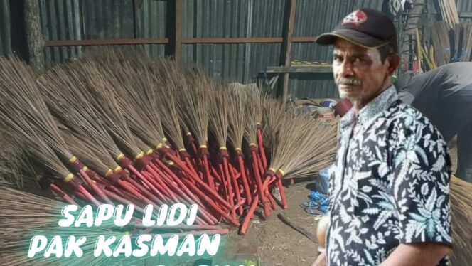 
					Produksi Sapu lidi pak Kasman ,salah satu home industri yang tetap menjaga kwalitas