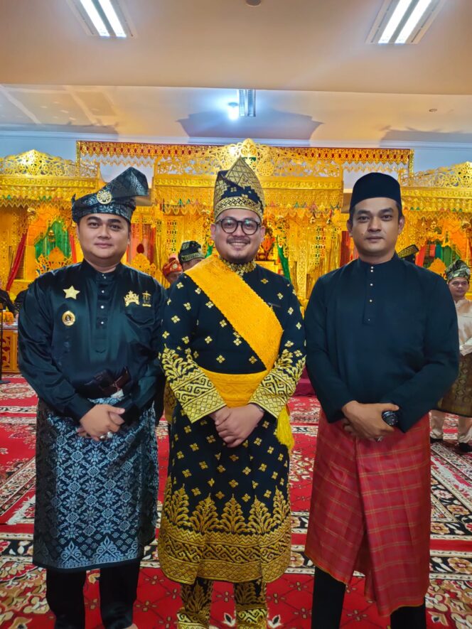 
					Ketua Lamr kecamatan limapuluh Mengucapkan Tahniah Buat Datuk Seri Rizki Bagus Oka