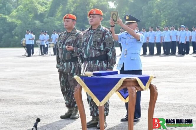 
					Upacara Serah  Terima  Jabatan Komandan Detasemen Hanud 475 Kopasgat