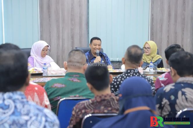 
					Wawako Pekanbaru Dorong Pembenahan Layanan di RSD Madani 