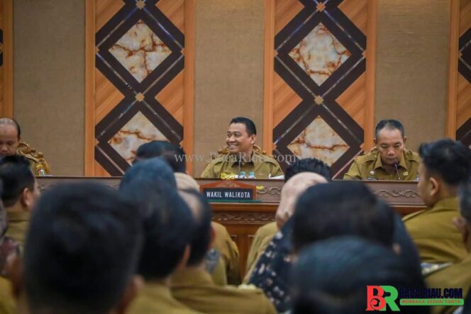 
					Wawako Pekanbaru Buka Sosialisasi Pembentukan Koperasi Merah Putih 