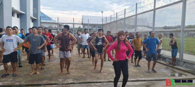 
					Senam Sehat Rutin Di Lapas Narkotika Rumbai Tingkatkan Kebugaran dan Kebersamaan WBP