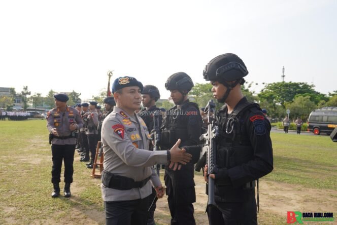 
					Kapolda Riau Lepas 8 personil Perwakilan Brimob Polda Riau ikuti Lomba Brimob Challenge 2025