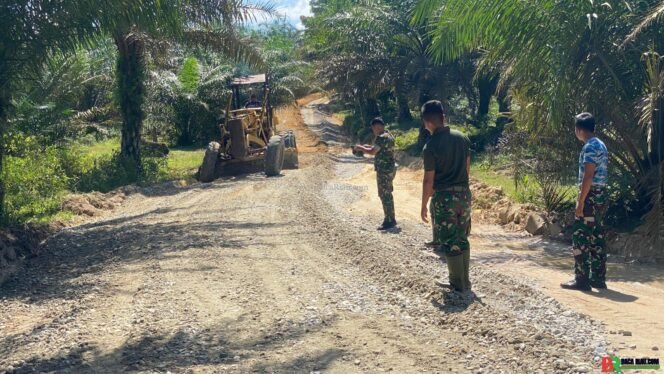 
					Satgas TMMD Jadikan Jalan Desa Harapan Baru Lebih Bagus dan Aman Dilintasi