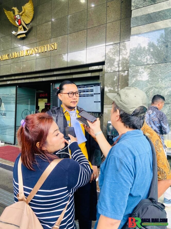 
					Eko Saputra, S.H.,M.H praktisi hukum dan pengacara muda kota dumai menjelaskan tentang mekanisme dan prosedur penangguhan penahanan bagi tersangka atau terdakwa