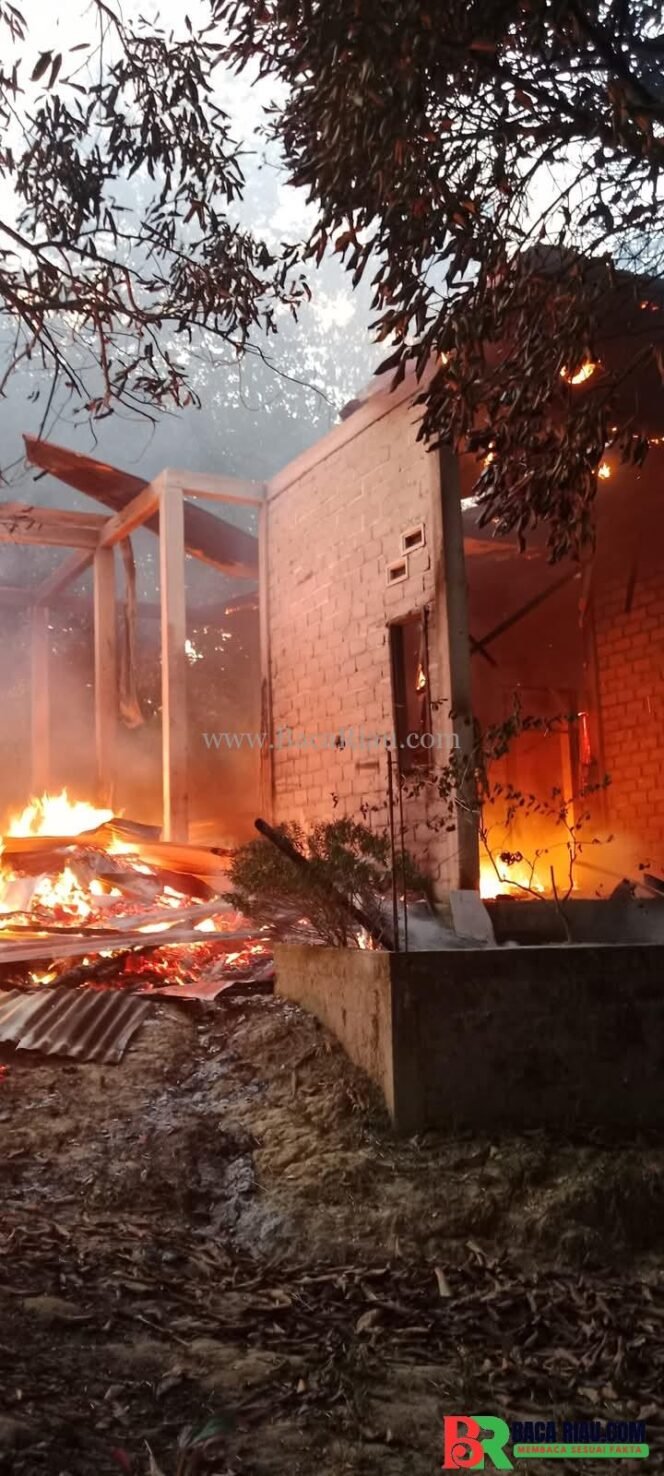 
					Hanguskan Rumah Warga di Koto Sentajo, Diduga Akibat Korsleting Listrik