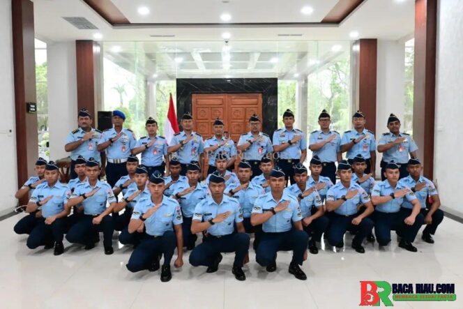 
					Lanud Rsn Cetak 20 Tekhnisi Pesawat Tempur