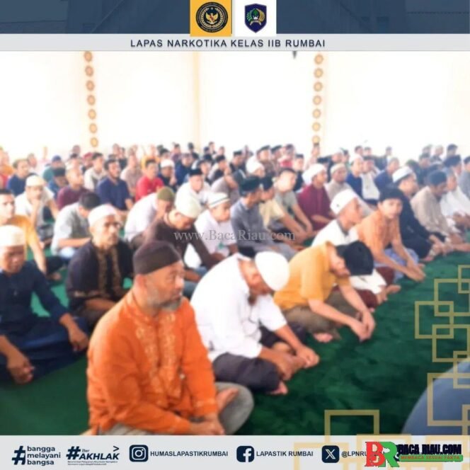 
					­Sholat Jumat Berjamaah, Bangun Mental Spritual WBP Lapas Narkotika Rumbai Jadi Lebih Baik