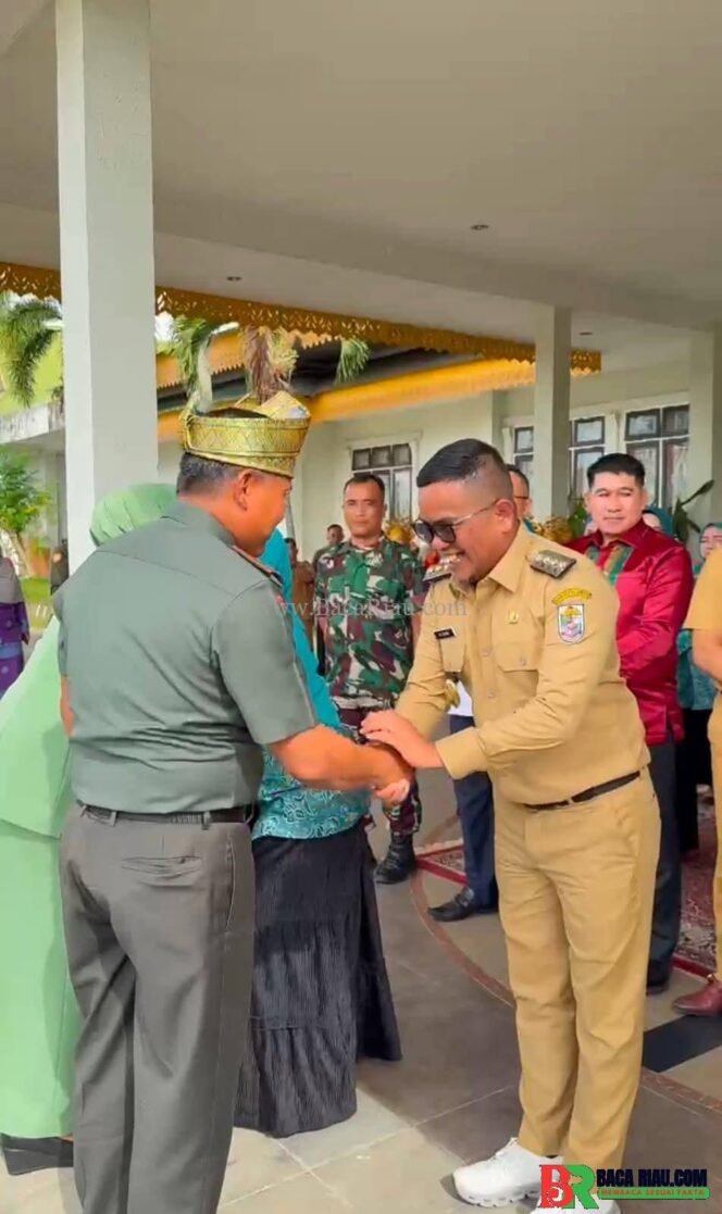 
					Bupati Zukri sambut kunjungan Danrem 031/Wira Bima ke Pelalawan