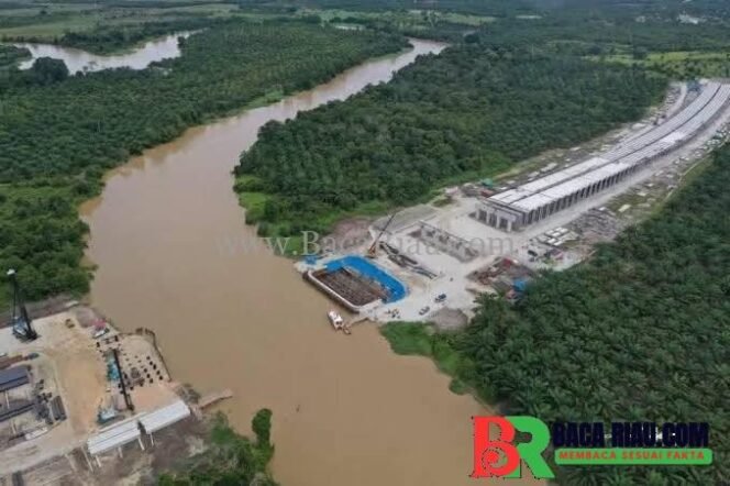
					Pembangunan Tol Lingkar Pekanbaru Sudah Capai 53 Persen