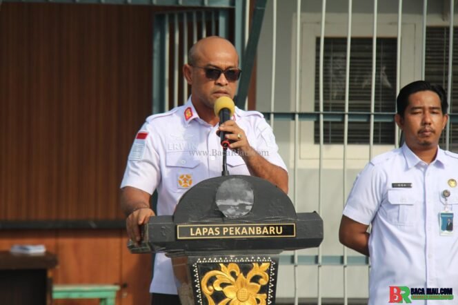 
					Semangat Kebhinekaan, Kalapas Pekanbaru Pimpin Upacara Peringatan Hari Lahir Pancasila