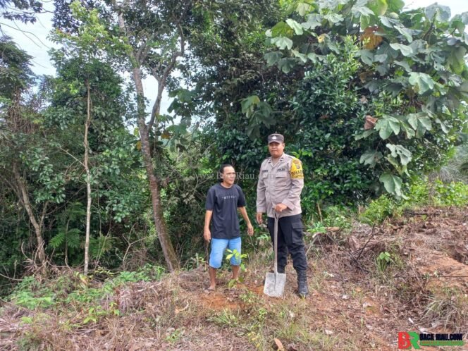 
					Polsek Pangean Giat Preemptif dan Preventif Antisipasi Karhutla di Desa Pasar Baru