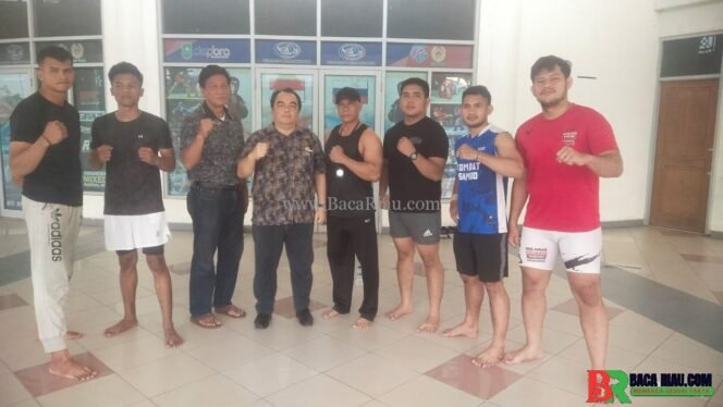
					Ketum Persambo Riau Tinjau Latihan Persiapan Atlet Sambo