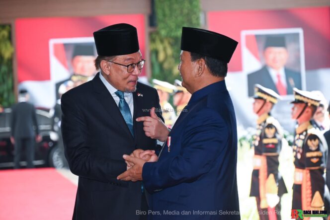 
					Prabowo Puji Anwar Ibrahim Sukses Mediasi Gencatan Senjata Thailand-Kamboja
