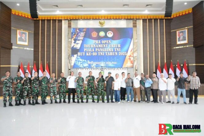 
					HUT TNI KE-80 RIAU BERSIAP JADI TUAN RUMAH, KOREM 031/WB GELAR PRA OPEN TURNAMEN CATUR PIALA PANGLIMA TNI