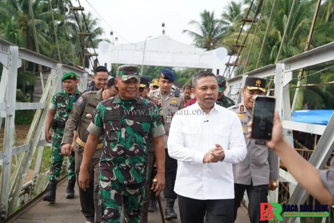 
					Danrem 031/WB Tunjukan Komitmen TNI Pada Operasi Peti 2025 di Kabupaten Kuansing 
