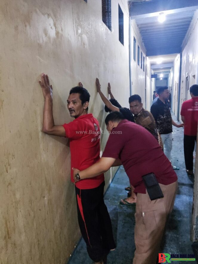 
					Wujudkan Zero Halinar, Lapas Pekanbaru Gelar Razia Pada BPN