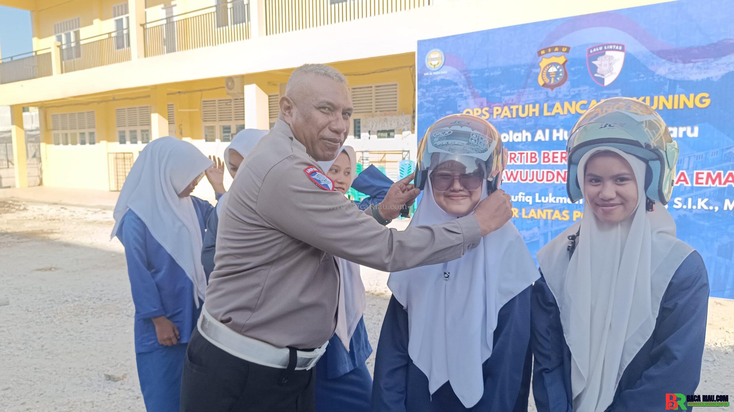 Polantas Riau Sasar Sekolah, Edukasi Tertib Lalu Lintas dan Peduli Lingkungan