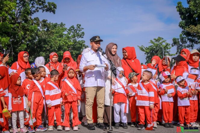 
					Hadiri Peringatan Hari Anak Nasional, Walikota Pekanbaru Dorong Gerakan Wajib Belajar 13 Tahun
