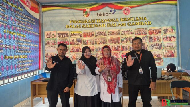 
					Rumah Zakat Pekanbaru bersilaturahmi ke Kantor BKKBN Kecamatan Bukit Raya