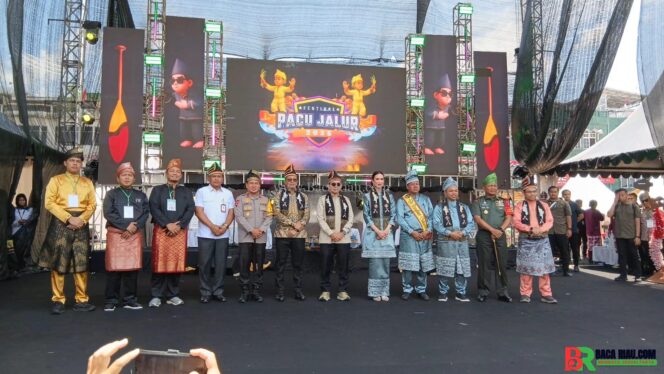 
					Hari ini,Pacu Jalurdi Tepian Narosa Resmi Dibuka Menteri Pariwisata