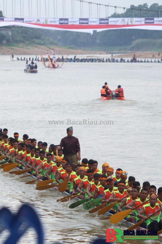 
					Waka Polda Riau Optimis Event Pacu Jalur Nasional ditepian Narosa berjalan Sukses.