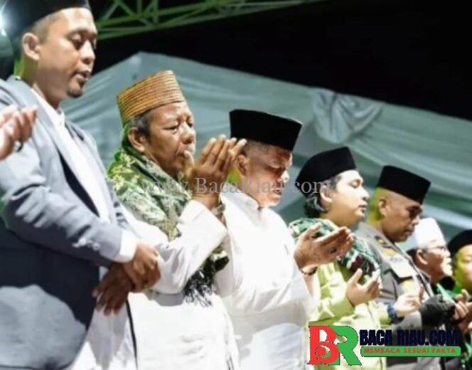
					Pemkab Inhu Gelar Zikir Bersama dan Sholawat Agar Menjadi Negeri Yang Baik, Aman,Sentosa