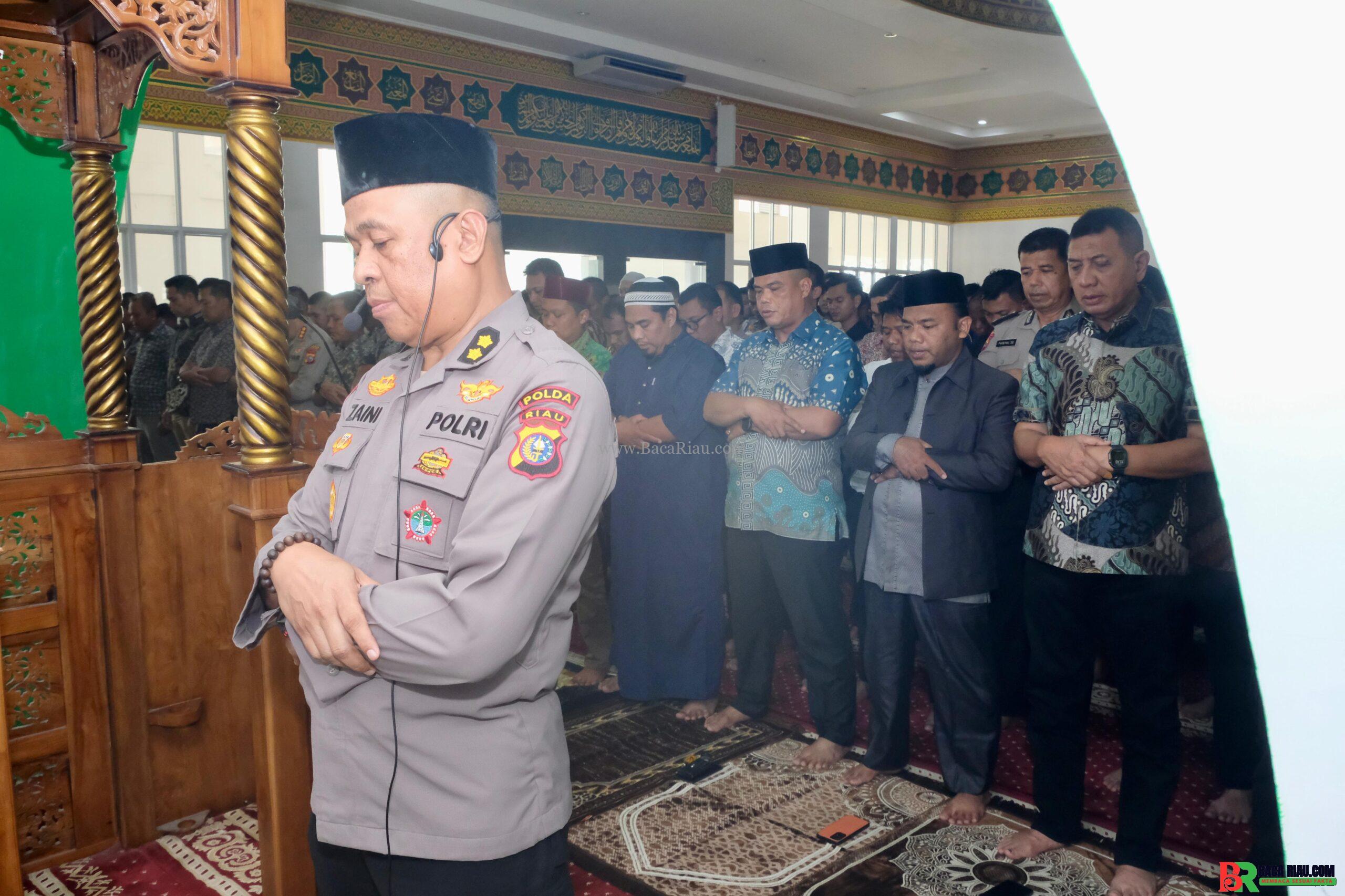 Polda Riau, Polres Hingga Polsek jajaran Gelar Sholat Gaib dan Doa Bersama untuk Driver Ojol