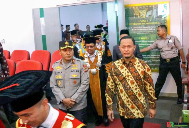 
					Walikota Agung Nugroho Hadiri Rapat Senat Istimewa Milad ke-63 UIR