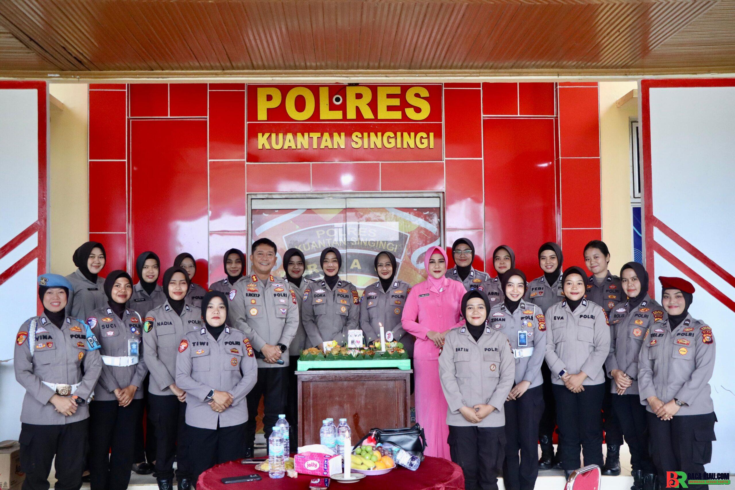 Polres Kuansing Gelar Syukuran HUT Polwan ke-77, Kapolres Tekankan Profesionalisme dan Pengabdian
