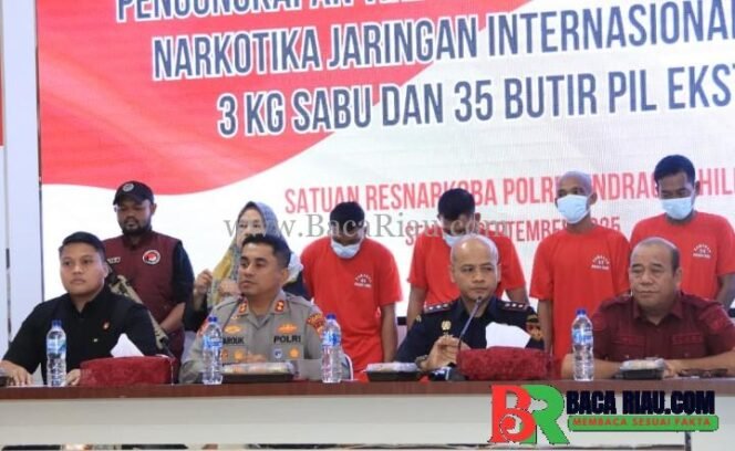 
					Polres dan Bea Cukai Inhil Tangkap 4 Pelaku Narkoba Sindikat dari Malaysia