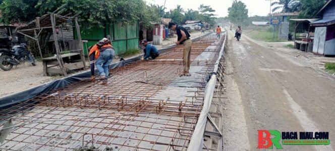 
					Warga Pertanyakan Pembangunan Jalan Rigid Beton di Kecamatan Kuba