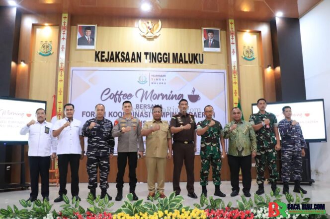 
					Kajati Maluku Agoes SP Sambut Forkopimda Dalam Pertemuan Coffee Morning di Kejaksaan Tinggi Maluku 