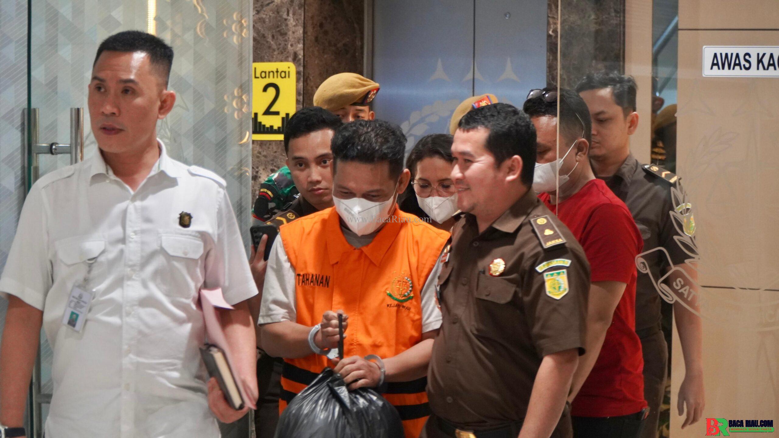 RN Ditetapkan Sebagai Tersangka Dugaan Kasus Korupsi Dana PI 10% Rohil Tahun 2023 – 2024 Oleh Kejati Riau 