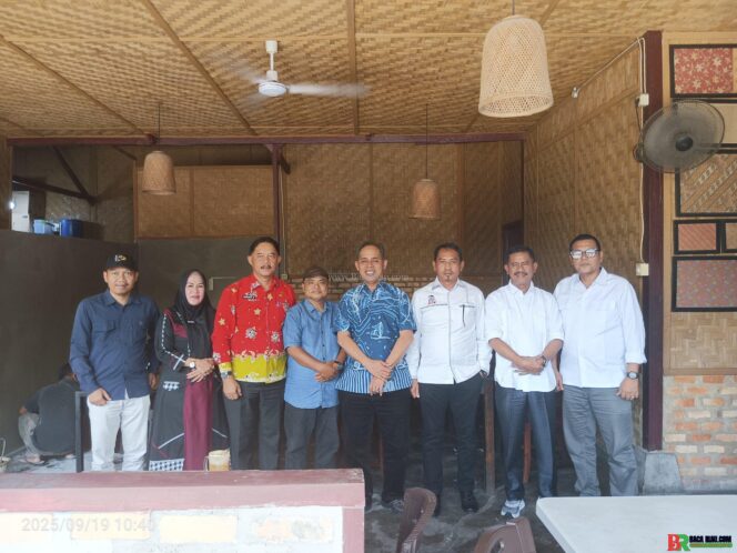
					DPW Tani Merdeka Indonesia Provinsi Riau Audiensi dengan Bupati Inhil, Peremajaan Perkebunan Kelapa Jadi Fokus Utama