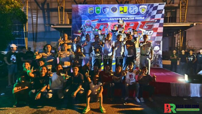 
					140 Pembalap Berlaga, 5.000 Penonton Padati Dragbike Sessions V Ditlantas Polda Riau