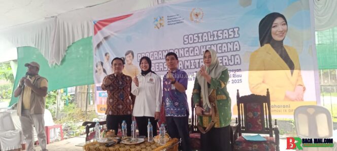 
					Sosialisasi Program Bangga Kencana BKKBN Bersama Anggota DPR RI dr.Maharani