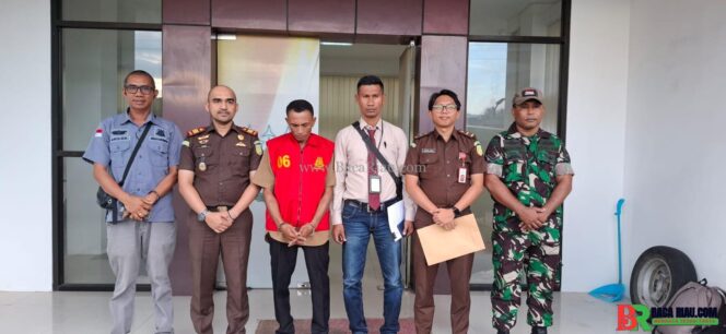 
					Dugaan Korupsi Dana Desa,Kacabjari Habibul Rakhman Penjarakan Mantan Pejabat Negeri Kota Siri