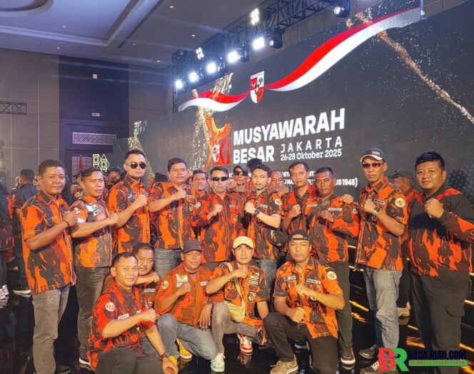 
					Amrizal Tanjung ‎Kabid HANKAM MPC Pemuda Pancasila Pekanbaru Hadiri Mubes XI PP di Jakarta