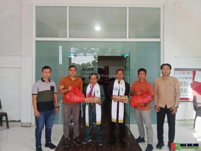 
					Polres Kuatan Singingi Laksanakan Program “Minggu Kasih” di Gereja GPIB Efrata Teluk Kuantan