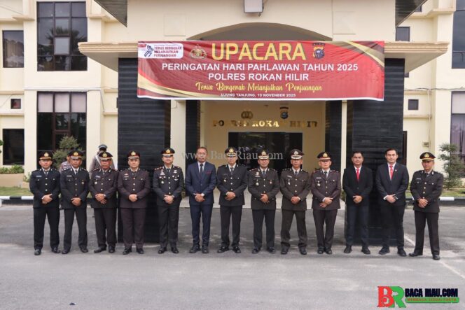 
					POLRES ROKAN HILIR GELAR UPACARA PERINGATAN HARI PAHLAWAN TAHUN 2025