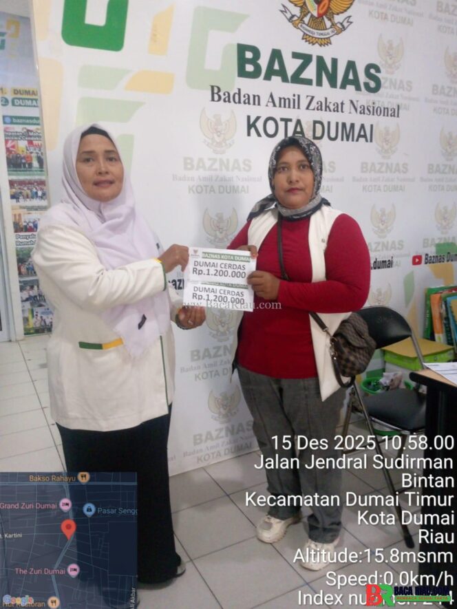 
					BAZNAS Kota Dumai Serah kan Bantuan Seragam Sekolah Kepada Dua siswa SDN 010 Dumai 