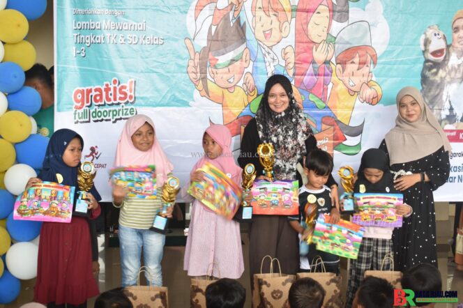 
					Rumah Zakat Gelar Indonesia Mendongeng Jilid 12 di Masjid Al Muqarrobin Pekanbaru