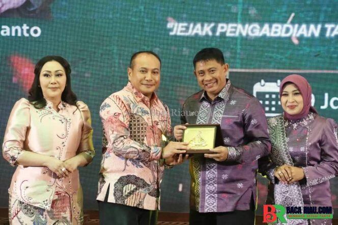 
					Malam Pisah Sambut Danrem 031/Wirabima Yang Digelar di Green Elite Hotel