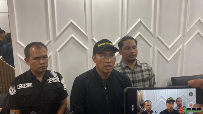 
					Kapolresta Pekanbaru Gelar Press Conference Terkait Kasus Narkoba yang Viral, Tegaskan Proses Hukum Sesuai Prosedur