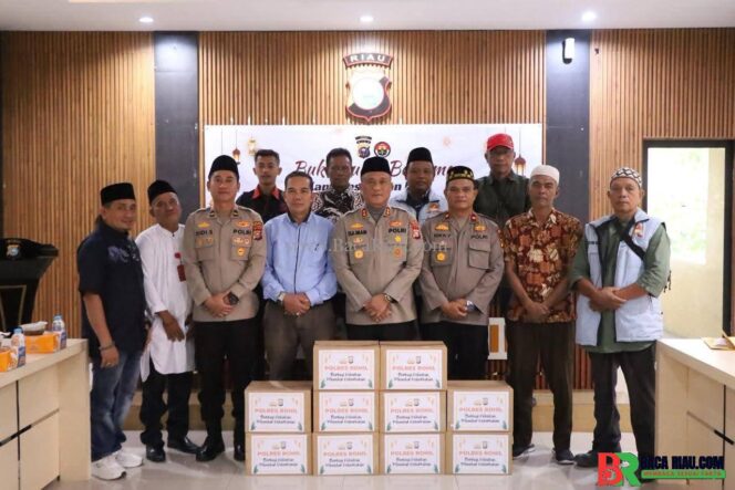 
					Pererat Silaturahmi di Bulan Suci Ramadhan, Kapolres Rokan Hilir Buka Bersama dengan Insan Pers dan Anak Yatim 