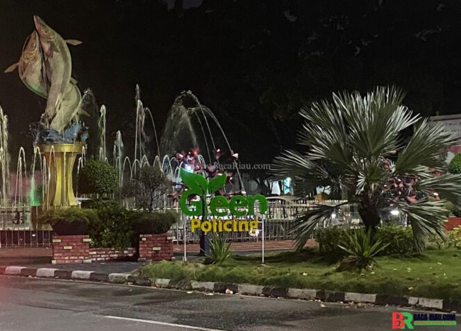 
					Polda Riau Pasang Akrilik Green Policing di 10 Titik Strategis Kota Pekanbaru