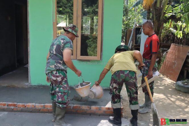 
					Gotong Royong Satgas TMMD dan Warga, RTLH Ibu Sarianis Capai 88 Persen