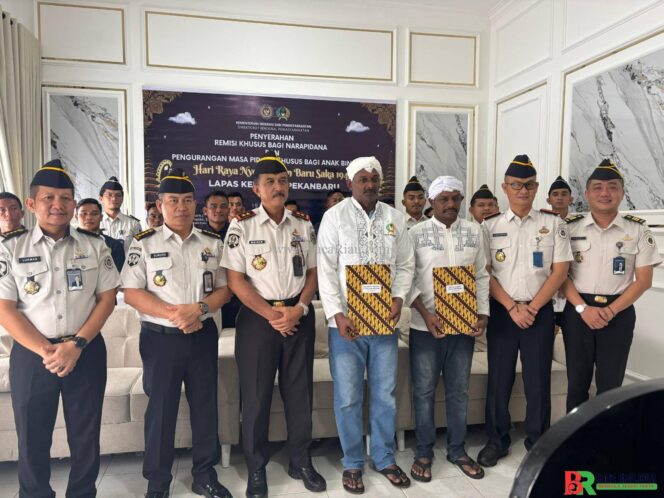
					Tanpa Sekat Bangsa dan Agama, Lapas Pekanbaru Berikan Remisi Nyepi 2026 Bagi WNA Asal Malaysia