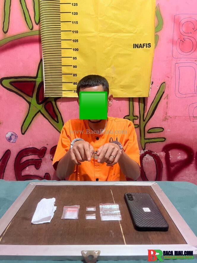 
					Satresnarkoba Polres Bengkalis Tangkap Pengedar Sabu di Mandau, 1,83 Gram Diamankan